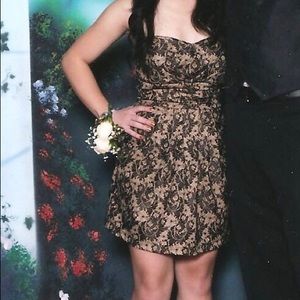 Lace strapless mini prom dress